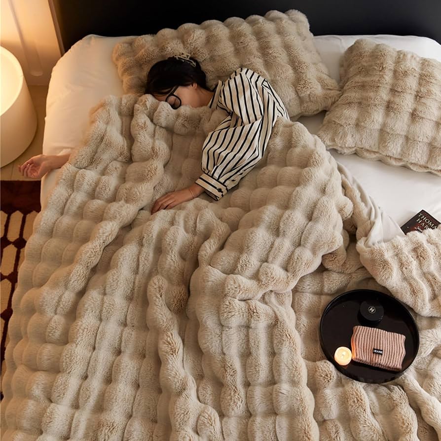 Kuscheldecke CloudSoft – flauschig & warm | Winterdecke