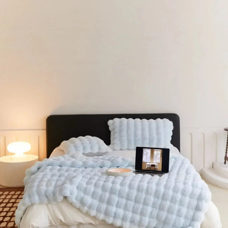 Kuscheldecke CloudSoft – flauschig & warm | Winterdecke